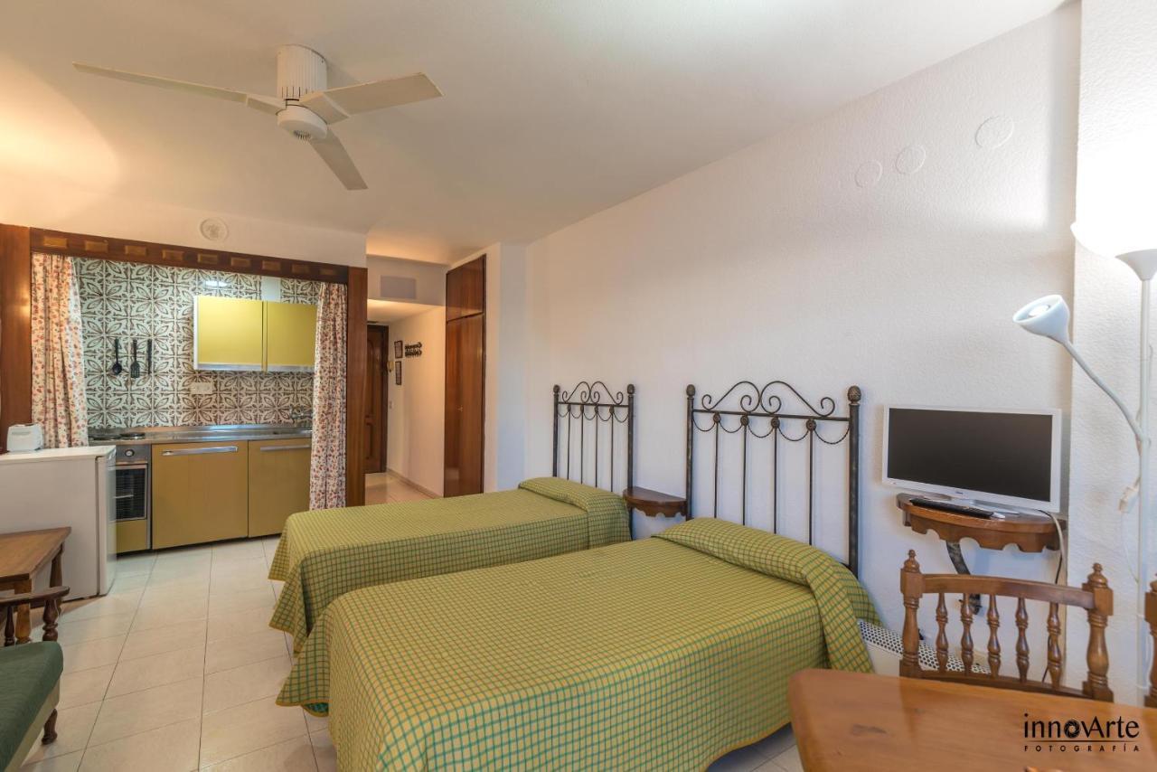 Almuñécar Apartamentos Chinasol מראה חיצוני תמונה