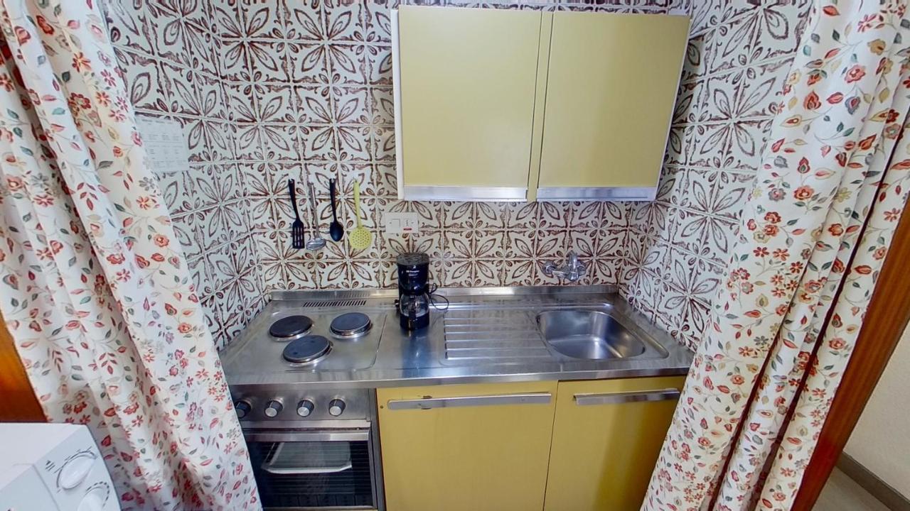 Almuñécar Apartamentos Chinasol מראה חיצוני תמונה